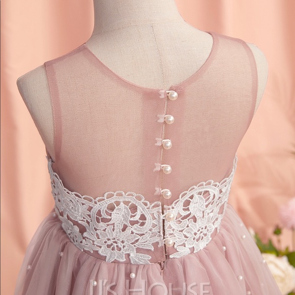 New Dress! - Picture 3 of 4